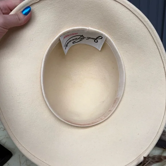 Vintage Jack McConnell Feather Hat, Cream Felt Wide Brim, Real Feathers, Rare - Picture 7 of 12